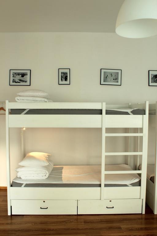 Hostel Sisters